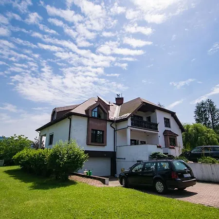 Dom Lub Z Widokiem Na Góry Wichrowe Wzgórza Z Basenem Brenna Apartament