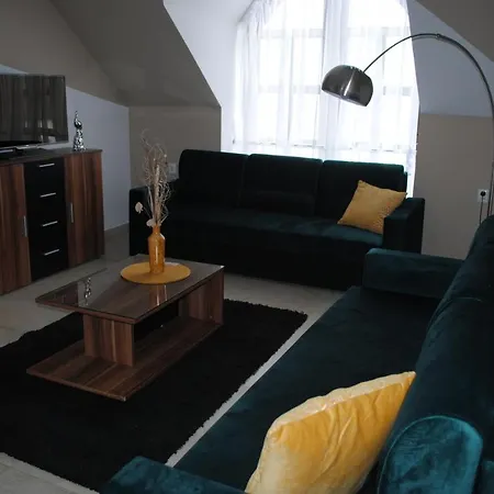 Apartamento Dom Lub Z Widokiem Na Góry Wichrowe Wzgórza Z Basenem Brenna *