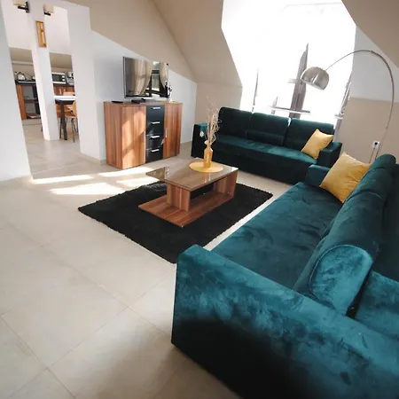 Dom Lub Z Widokiem Na Góry Wichrowe Wzgórza Z Basenem Brenna Apartament Ustroń