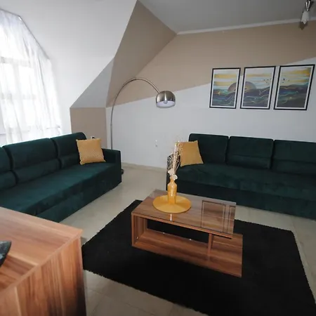 Dog Friendly Dom, Wichrowe Wzgórza Z Basenem Brenna Apartamento