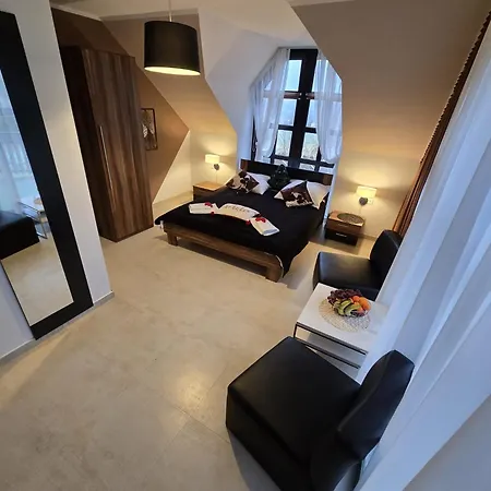 Dom Lub Z Widokiem Na Góry Wichrowe Wzgórza Z Basenem Brenna Apartament