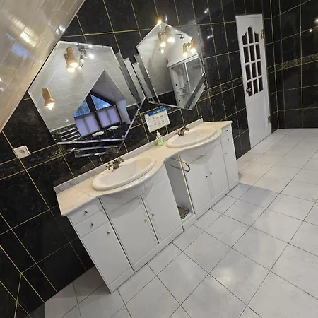 Dom Lub Z Widokiem Na Góry Wichrowe Wzgórza Z Basenem Brenna Apartamento