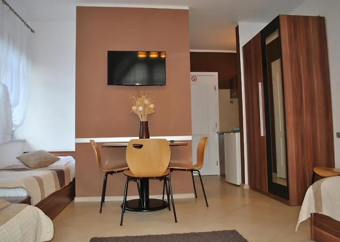 Dom Lub Z Widokiem Na Gory Wichrowe Wzgorza Z Basenem Brenna Apartment Ustron