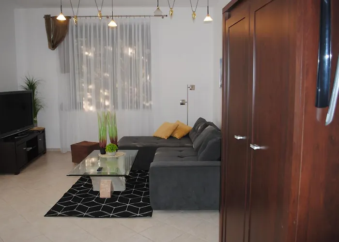 Апартаменты Dom Lub Z Widokiem Na Gory Wichrowe Wzgorza Z Basenem Brenna *