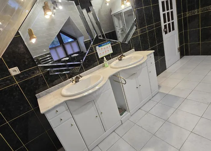 Dom Lub Z Widokiem Na Gory Wichrowe Wzgorza Z Basenem Brenna Apartment